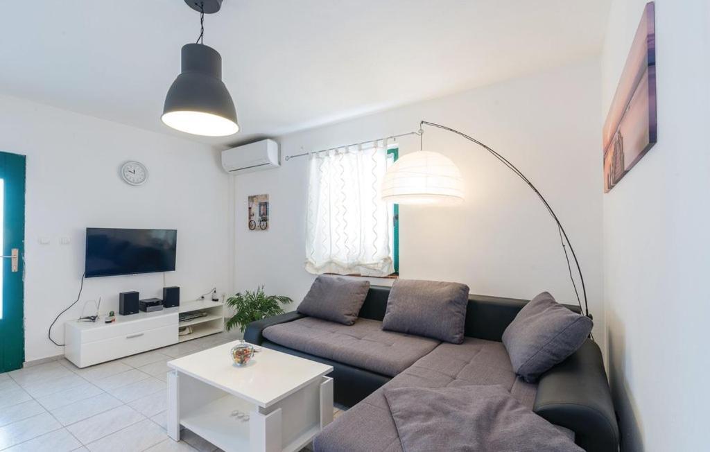 Holiday Home Lucija سفيتي فيليب ياكوف المظهر الخارجي الصورة